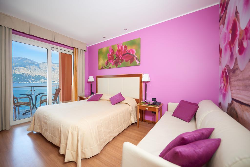 Belfiore Park Hotel 4Stars Superior "Adults Only" Brenzone sul Garda Værelse billede